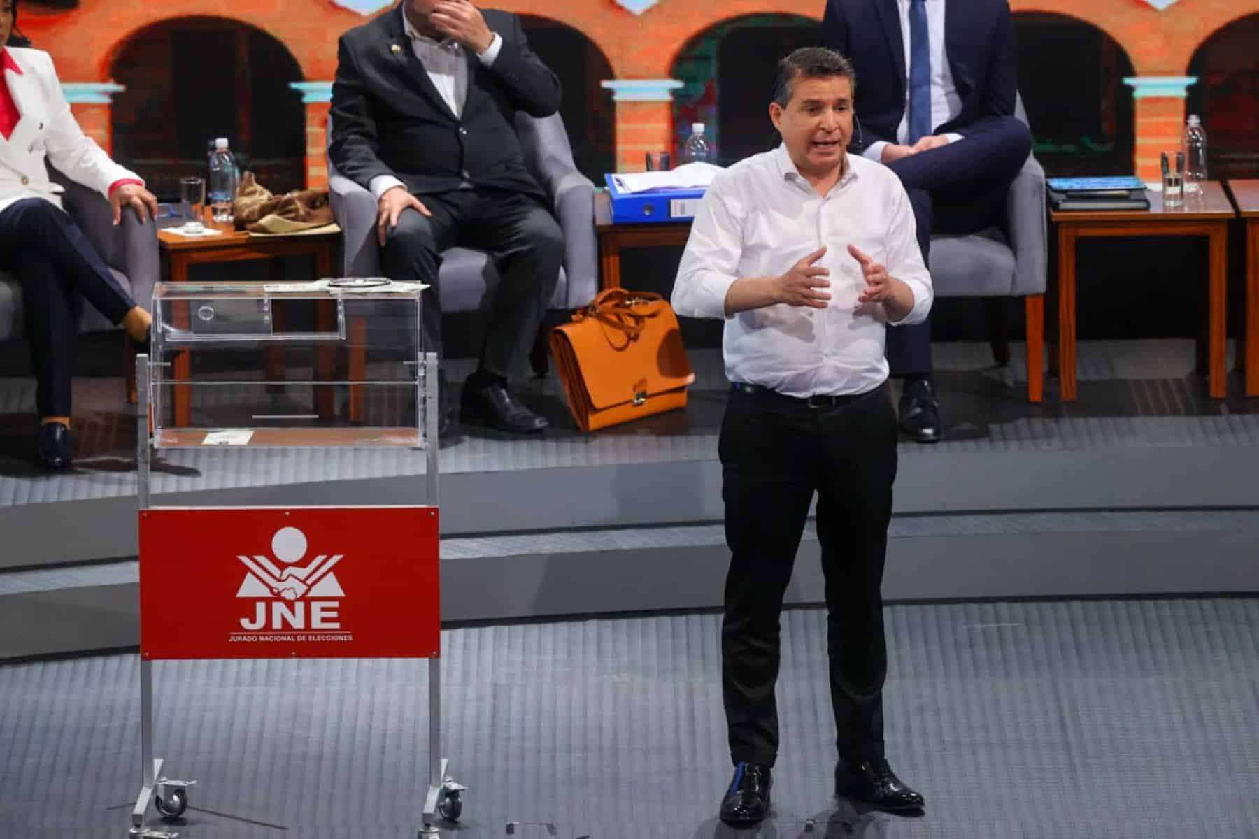 Omar Chehade promete crear un millón de empleos de ganar la Alcaldía de Lima |  noticias