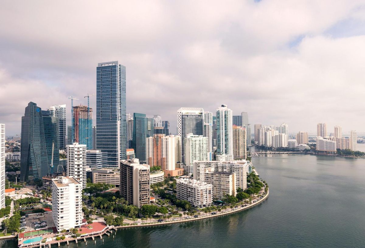 Miami fatisque vocantia Colombian Investors Quaerens portum tutum