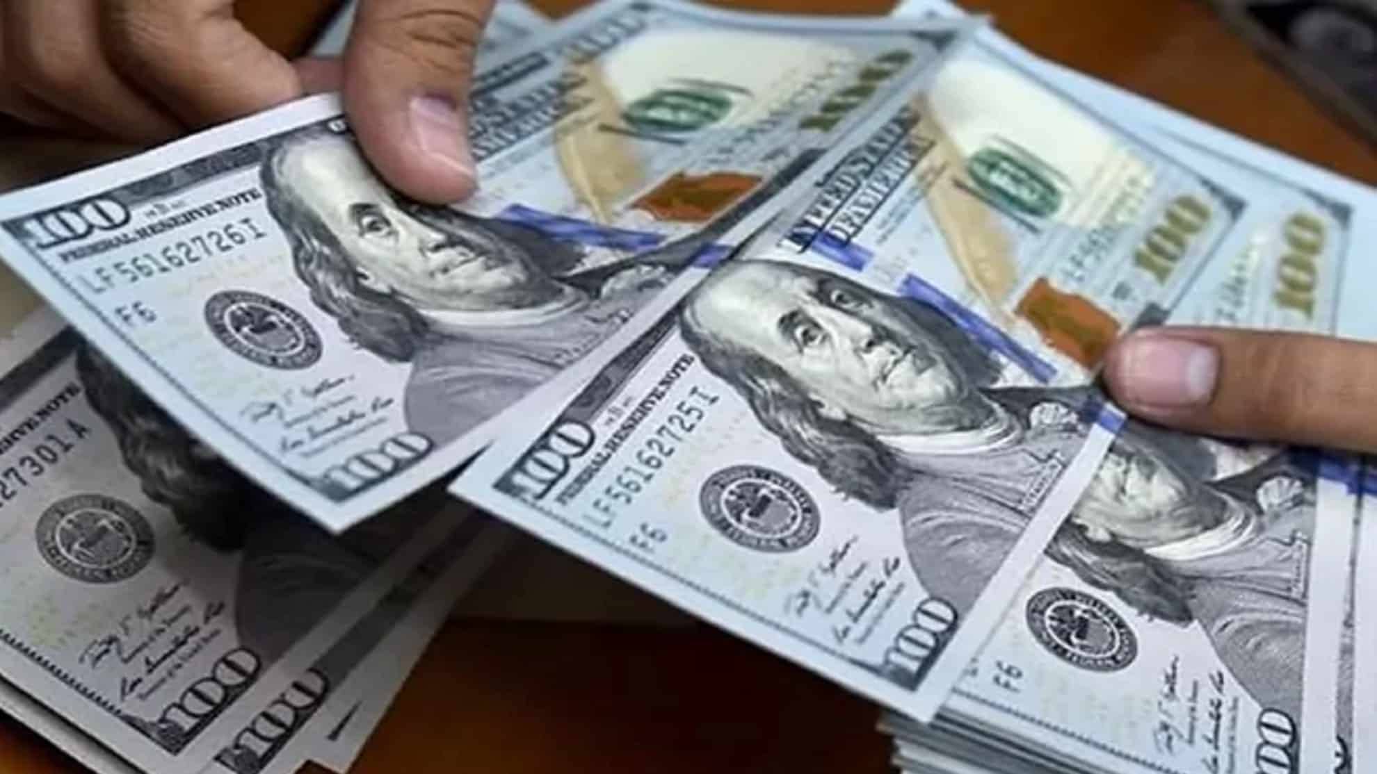 Reembolsos de Impuestos, Tarjeta Verde, Pagos de Alivio, Medicare, Crédito Tributario por Hijos, Precio del dólar