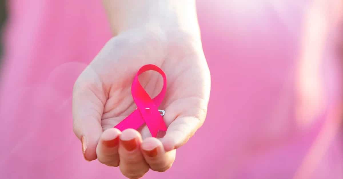 En 2021, casi 8 mil mujeres fallecieron por Cáncer de Mama en México;  las 3 acciones para su deteccion oportuna