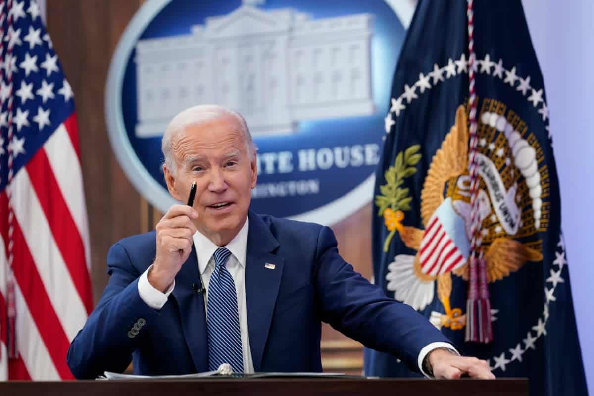 Golpes a la economía emergente a Biden en las encuestas