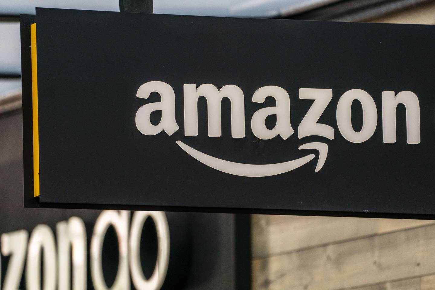 Estados Unidos: Amazon cerrará sus call centers