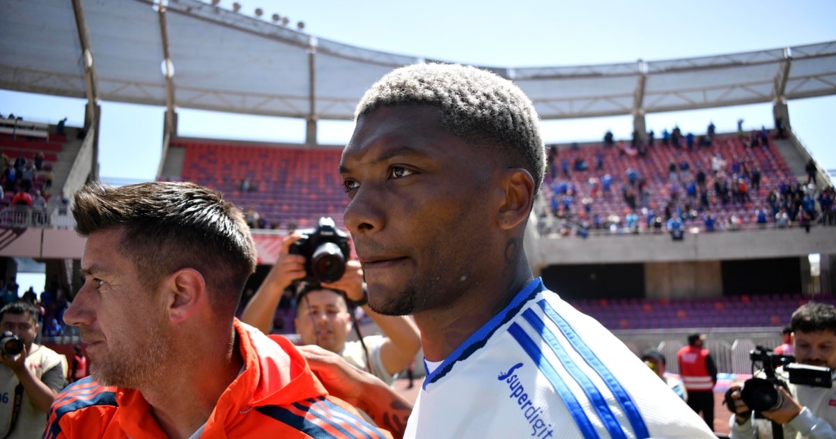 ¿El último clásico de Junior Fernandes con la camiseta de Universidad de Chile?