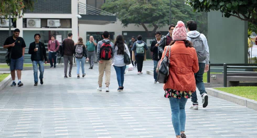 estudiantes universitarios |  mas atractivos que trabajadores independientes |  la banca |  TU-DINERO