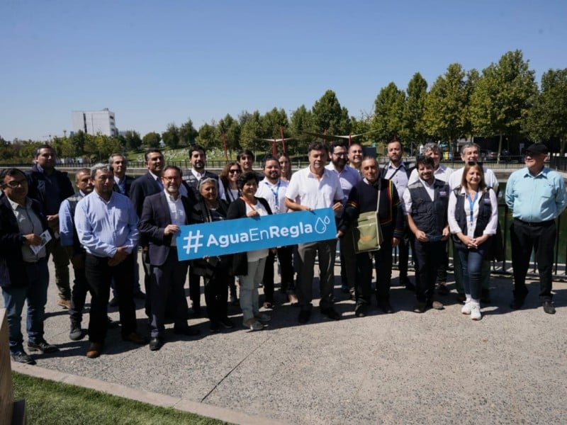 Gobierno lanza medidas para apoyar la regularización de derechos de aguas de pequeños agricultores